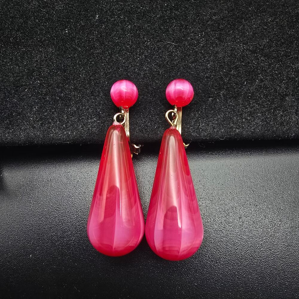 Pink Moonglow Tear Drop Clip On Earrings Plastic Vintage Costume Jewelry